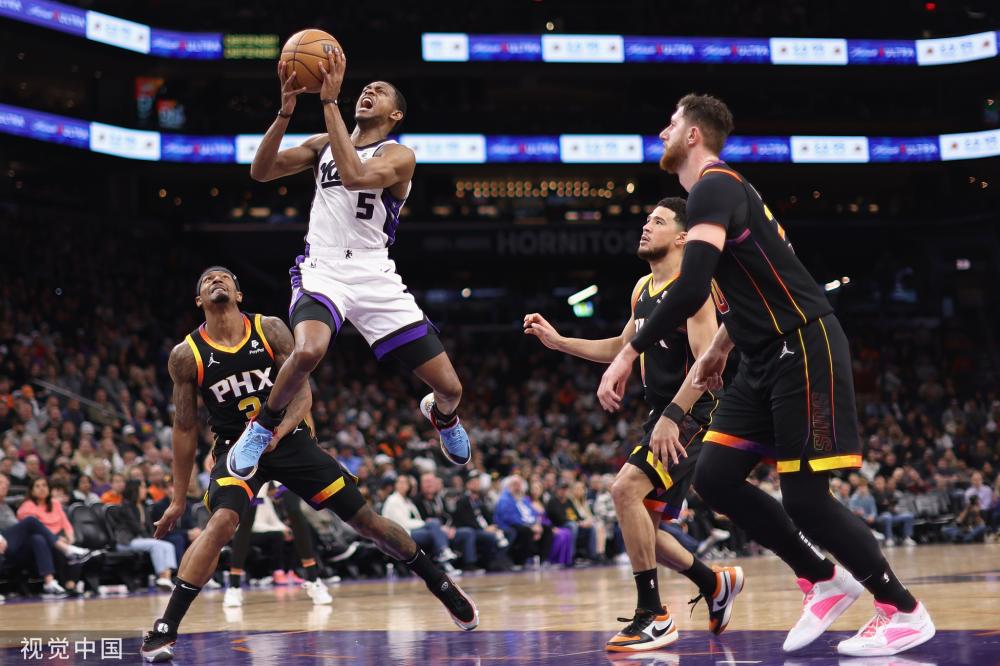 高突出的内 高突出的内