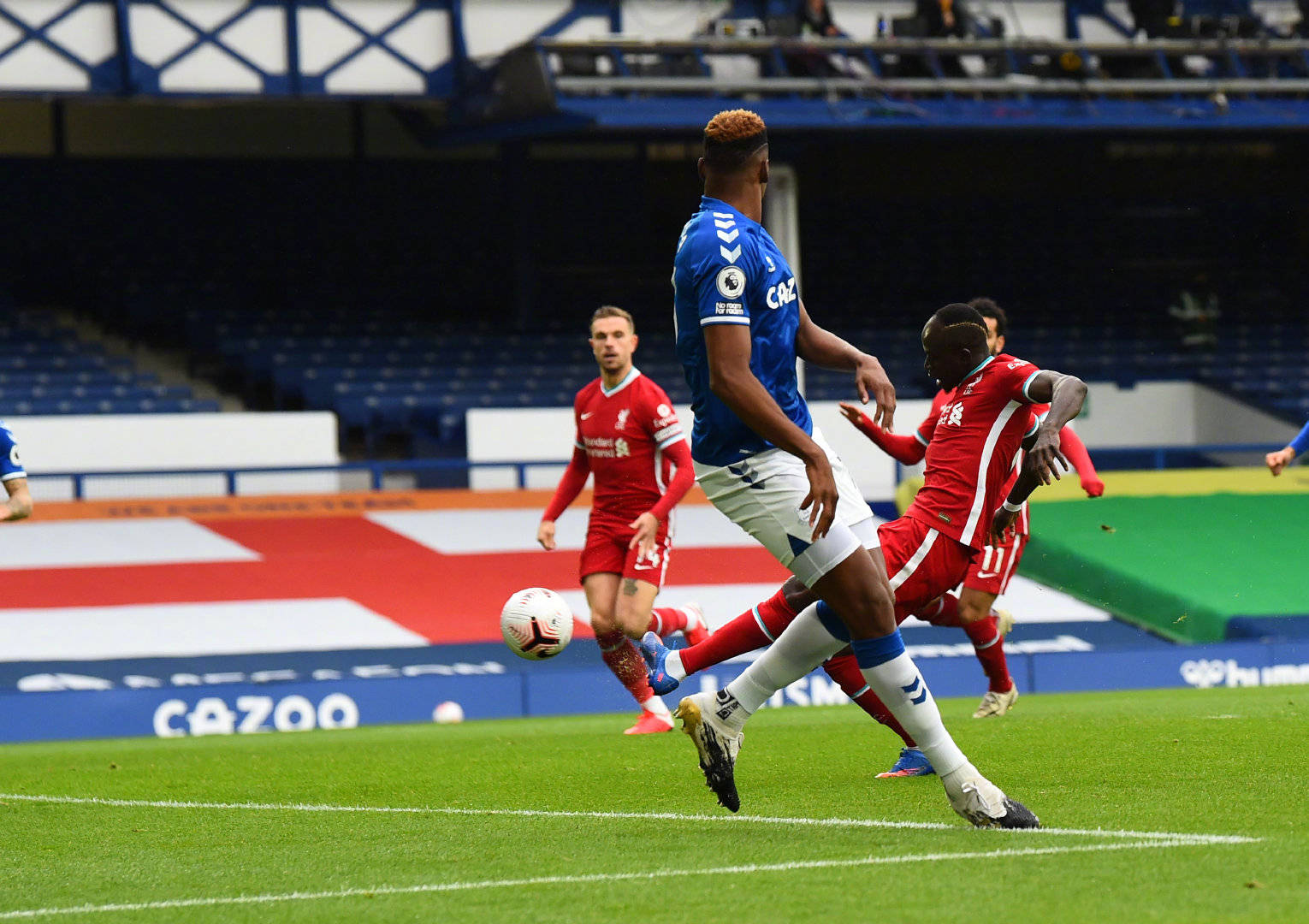 有关他们在 有关他们在